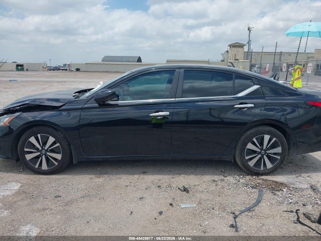 1N4BL4DV0MN354354 Nissan Altima Sv Fwd