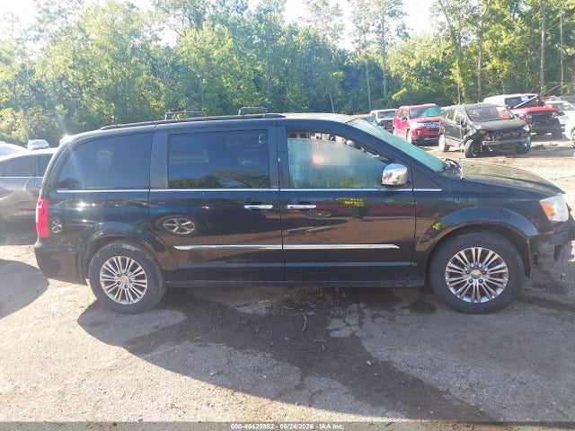 45425982 :رقم المزاد ، 2C4RC1CG1DR641750 vin ، 2013 Chrysler Town & Country Touring-l مزاد بيع