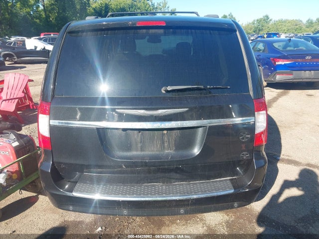 45425982 :رقم المزاد ، 2C4RC1CG1DR641750 vin ، 2013 Chrysler Town & Country Touring-l مزاد بيع