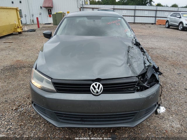2014 Volkswagen Jetta 2.0l S მანქანა იყიდება აუქციონზე, vin: 3VW2K7AJ5EM288392, აუქციონის ნომერი: 45426019
