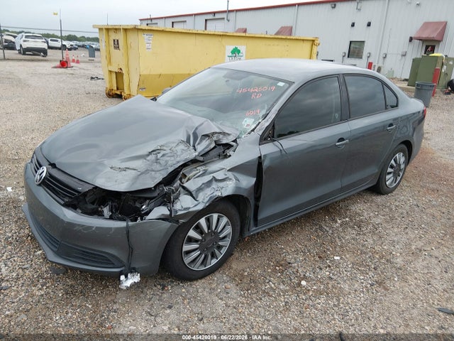 2014 Volkswagen Jetta 2.0l S მანქანა იყიდება აუქციონზე, vin: 3VW2K7AJ5EM288392, აუქციონის ნომერი: 45426019