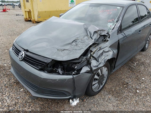 2014 Volkswagen Jetta 2.0l S მანქანა იყიდება აუქციონზე, vin: 3VW2K7AJ5EM288392, აუქციონის ნომერი: 45426019