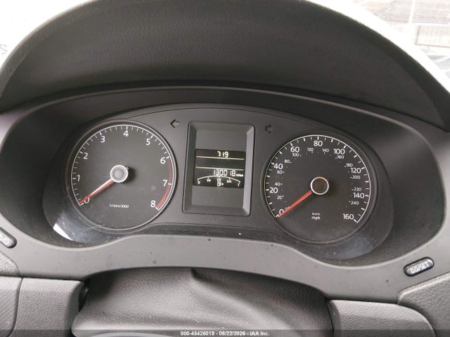 2014 Volkswagen Jetta 2.0l S მანქანა იყიდება აუქციონზე, vin: 3VW2K7AJ5EM288392, აუქციონის ნომერი: 45426019