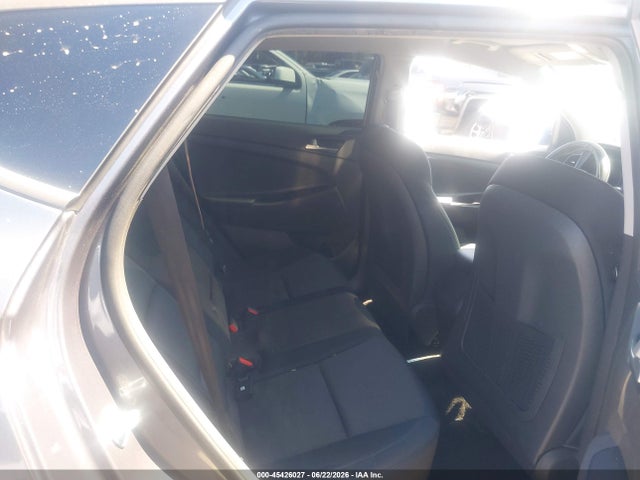 Hyundai TUCSON SEL 2018 KM8J33A47JU768921 Image 8
