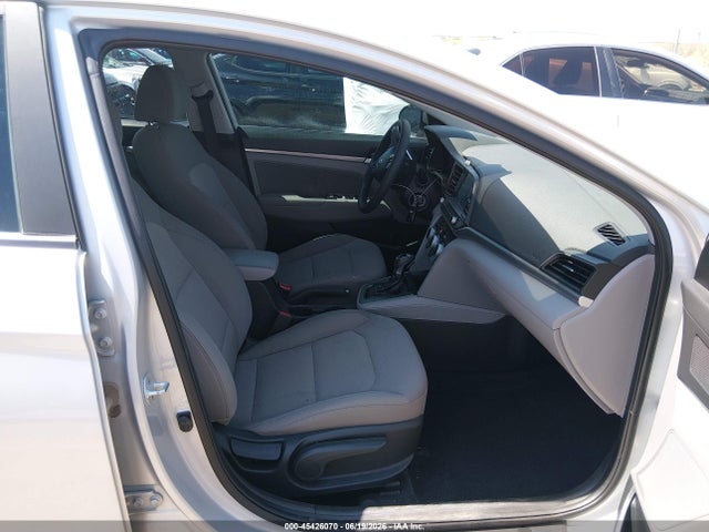45426070 :رقم المزاد ، 5NPD84LF2KH478203 vin ، 2019 Hyundai Elantra Sel مزاد بيع