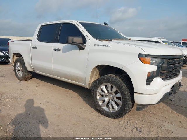 Chevrolet Silverado 1500 4wd Short Bed Custom 2022 1GCPDBEK1NZ571282 головне зображення