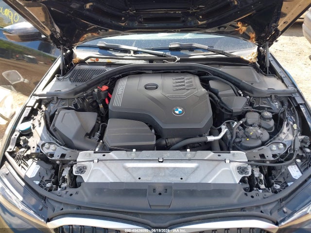 45426090 :رقم المزاد ، 3MW89FF01P8D43948 vin ، 2023 Bmw 330i Xdrive مزاد بيع