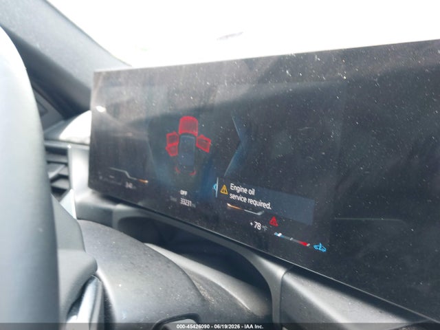 45426090 :رقم المزاد ، 3MW89FF01P8D43948 vin ، 2023 Bmw 330i Xdrive مزاد بيع