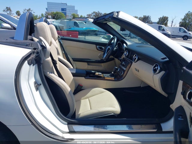Mercedes-Benz SLK 250 2015 WDDPK4HA6FF097441 Image 5
