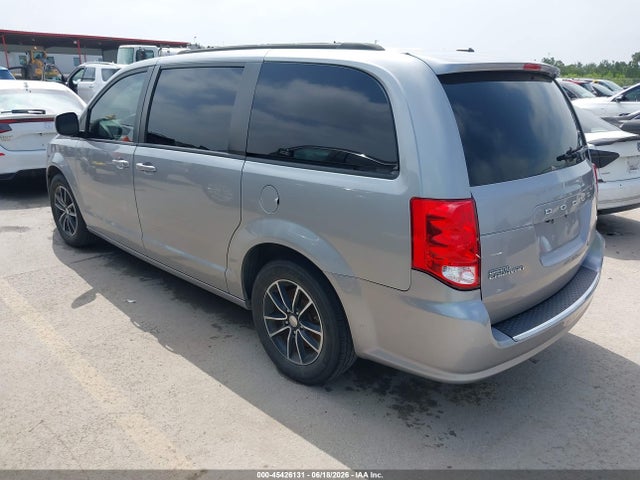 Dodge Grand Caravan Gt 2018 2C4RDGEG4JR335876 Image 3