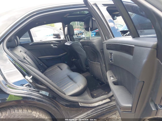 2010 Mercedes-benz E 550 მანქანა იყიდება აუქციონზე, vin: WDDHF7CB2AA120536, აუქციონის ნომერი: 45426157