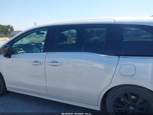 5FNRL6H79PB064827 Honda Odyssey Sport