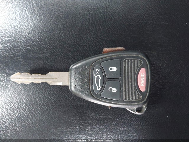 Chrysler 200 Touring 2014 1C3CCBBG7EN186855 Image 11