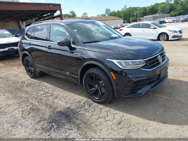 2024 Volkswagen Tiguan 2.0t Se R-line Black მანქანა იყიდება აუქციონზე, vin: 3VV8B7AX1RM161728, აუქციონის ნომერი: 45426180