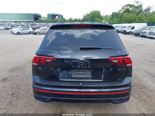 2024 Volkswagen Tiguan 2.0t Se R-line Black მანქანა იყიდება აუქციონზე, vin: 3VV8B7AX1RM161728, აუქციონის ნომერი: 45426180