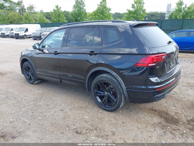 2024 Volkswagen Tiguan 2.0t Se R-line Black მანქანა იყიდება აუქციონზე, vin: 3VV8B7AX1RM161728, აუქციონის ნომერი: 45426180