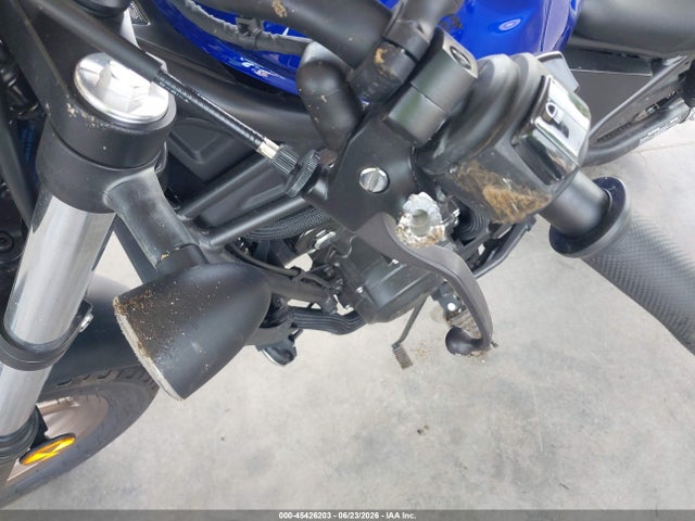 MLHPC5604P5600184 Honda CMX500