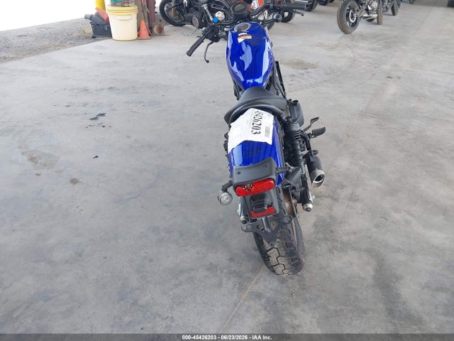 MLHPC5604P5600184 Honda CMX500