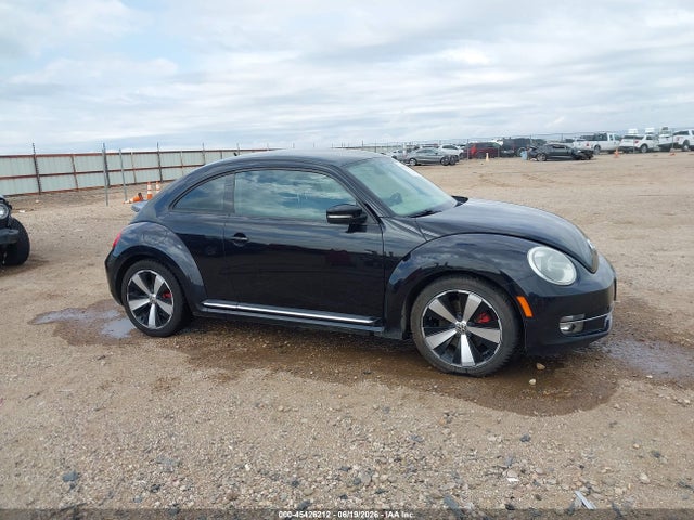 2013 Volkswagen Beetle 2.0t Turbo მანქანა იყიდება აუქციონზე, vin: 3VWV67AT0DM608932, აუქციონის ნომერი: 45426212