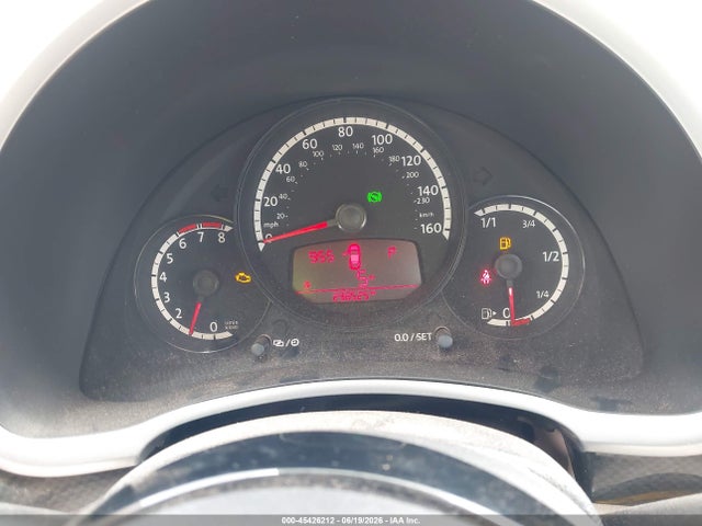 2013 Volkswagen Beetle 2.0t Turbo მანქანა იყიდება აუქციონზე, vin: 3VWV67AT0DM608932, აუქციონის ნომერი: 45426212