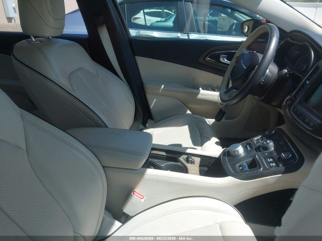 45426268 :رقم المزاد ، 1C3CCCCG2FN641360 vin ، 2015 Chrysler 200 C مزاد بيع