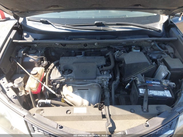 JTMWFREV9FJ052361 Toyota Rav4 Xle