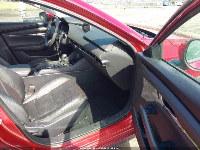 2019 Mazda Mazda3 Premium Package მანქანა იყიდება აუქციონზე, vin: 3MZBPAEM9KM100682, აუქციონის ნომერი: 45426287