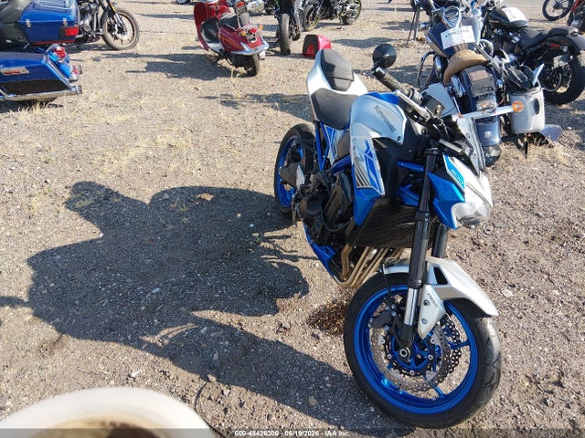 45426300 :رقم المزاد ، ML5ZRDF19LDA38843 vin ، 2020 Kawasaki Zr900 F مزاد بيع