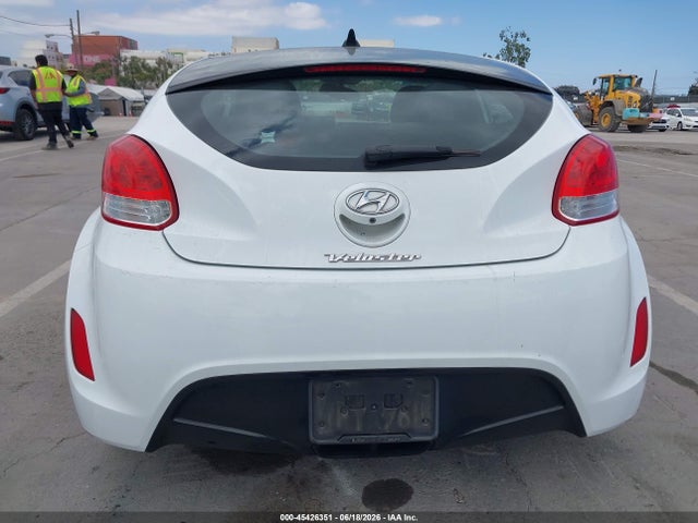 Hyundai Veloster Base W/black 2014 KMHTC6AD3EU211925 Image 18