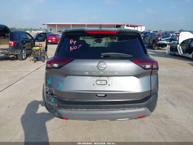 5N1BT3AA4NC672797 Nissan Rogue S Fwd