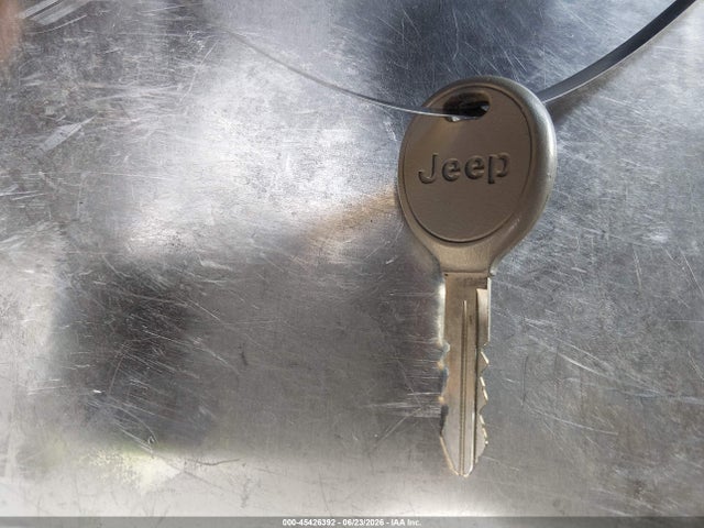 45426392 :رقم المزاد ، 1J4GW58N74C241000 vin ، 2004 Jeep Grand Cherokee Limited مزاد بيع