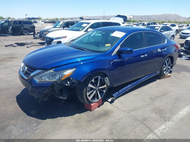 1N4AL3AP2HN312883 Nissan Altima 2.5 Sr