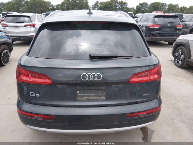 2019 Audi Q5 45 Premium მანქანა იყიდება აუქციონზე, vin: WA1BNAFY9K2118823, აუქციონის ნომერი: 45426425