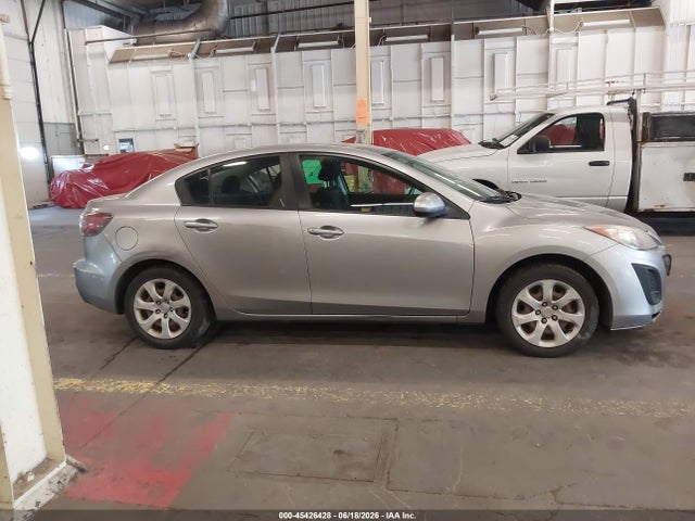 Продаж на аукціоні авто 2011 Mazda Mazda3 I Sport, vin: JM1BL1UF5B1389574, номер лоту: 45426428