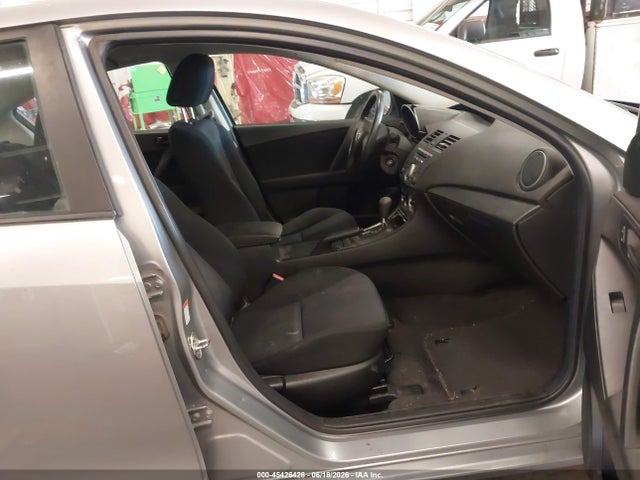 Продаж на аукціоні авто 2011 Mazda Mazda3 I Sport, vin: JM1BL1UF5B1389574, номер лоту: 45426428