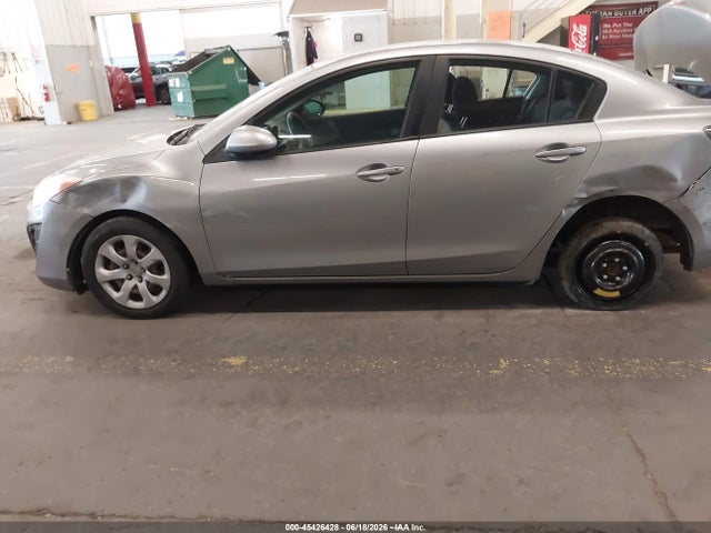 Продаж на аукціоні авто 2011 Mazda Mazda3 I Sport, vin: JM1BL1UF5B1389574, номер лоту: 45426428