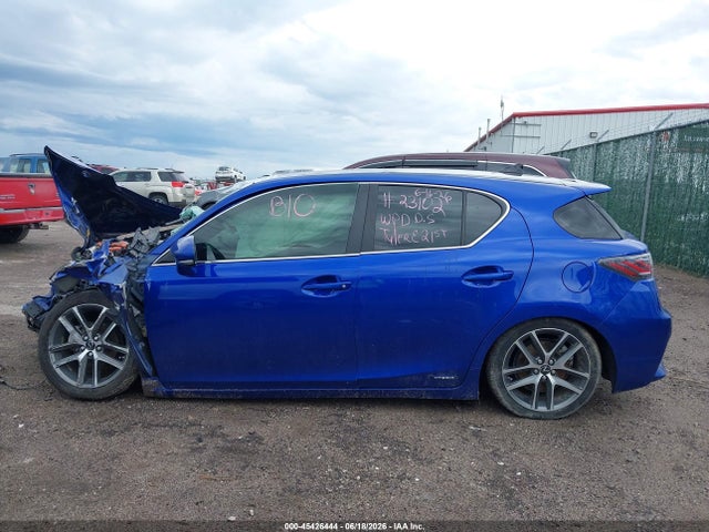 Lexus CT 200H 2014 JTHKD5BH6E2209055 Image 14