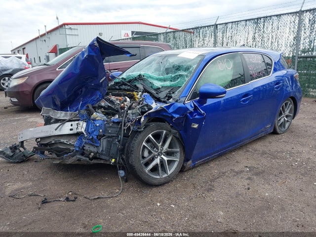 Lexus CT 200H 2014 JTHKD5BH6E2209055 Image 2