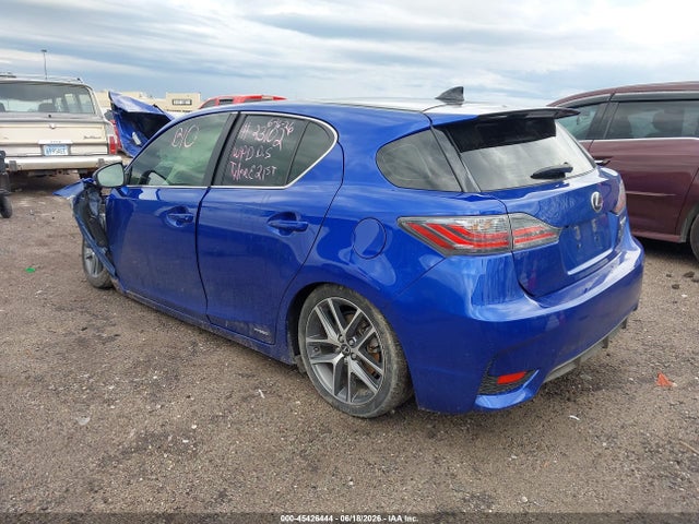 Lexus CT 200H 2014 JTHKD5BH6E2209055 Image 3