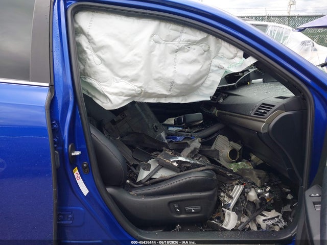 Lexus CT 200H 2014 JTHKD5BH6E2209055 Image 5