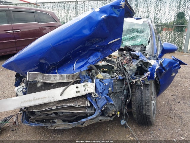 Lexus CT 200H 2014 JTHKD5BH6E2209055 Image 6