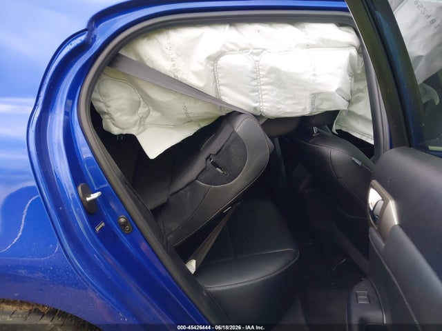 Lexus CT 200H 2014 JTHKD5BH6E2209055 Image 8