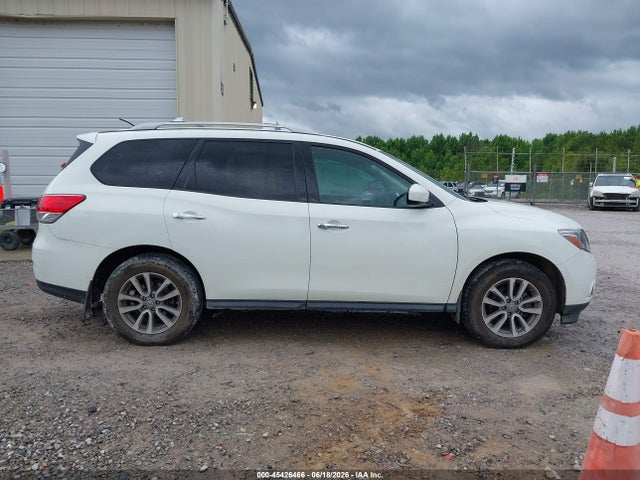 Продажа на аукционе авто 2016 Nissan Pathfinder S, vin: 5N1AR2MN5GC643539, номер лота: 45426466