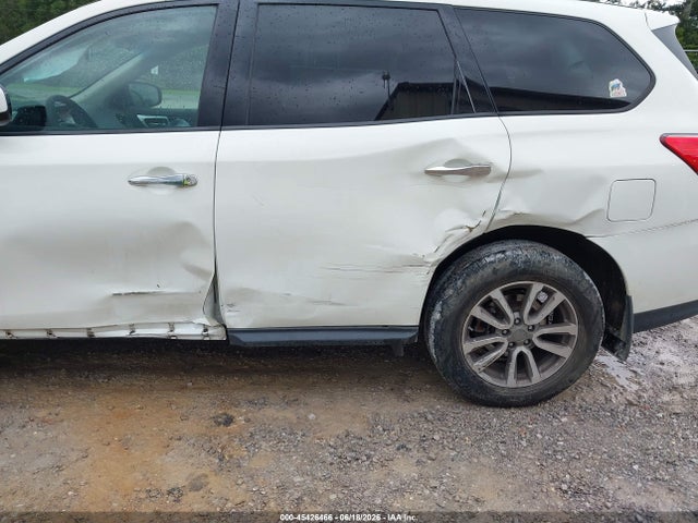 Продажа на аукционе авто 2016 Nissan Pathfinder S, vin: 5N1AR2MN5GC643539, номер лота: 45426466