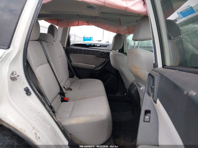 Subaru Forester 2.5i Premium 2015 JF2SJADC2FH469294 Image 8
