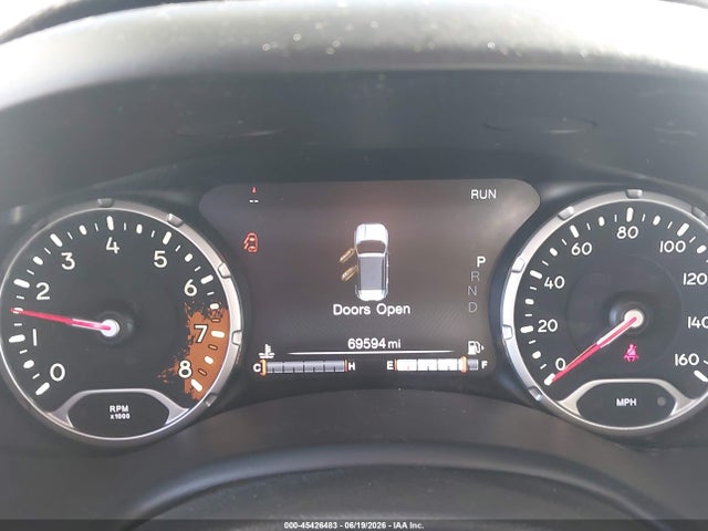 ZACCJBCBXHPG12215 Jeep Renegade Trailhawk 4x4