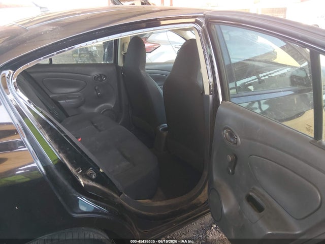 3N1CN7AP6FL957508 Nissan Versa 1.6 S