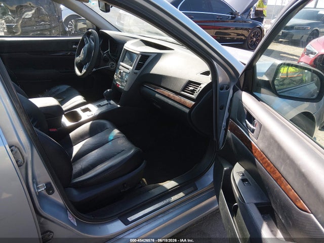 2014 Subaru Legacy 3.6r Limited მანქანა იყიდება აუქციონზე, vin: 4S3BMDM68E2002965, აუქციონის ნომერი: 45426576