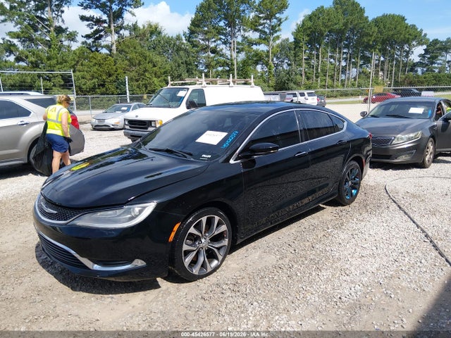 Chrysler 200 C 2015 1C3CCCCG5FN501447 Image 2