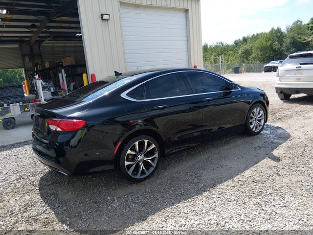 Chrysler 200 C 2015 1C3CCCCG5FN501447 Image 4